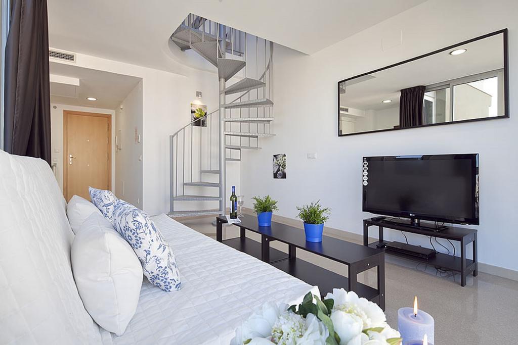 Charmsuites Paralel Apartament *