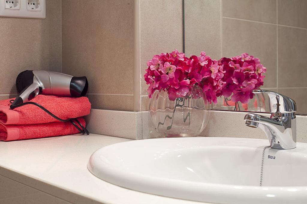 Charmsuites Paralel Apartament Barcelona